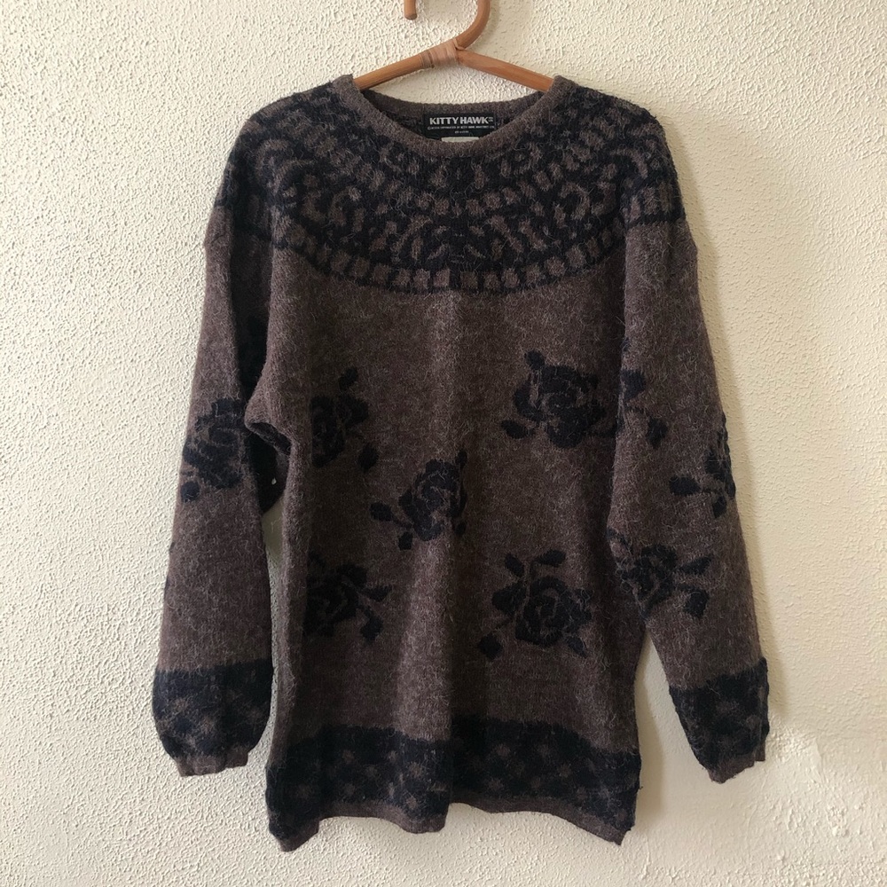 Vintage Oversized Cottagecore Fuzzy Sweater M - Picture 1 of 3